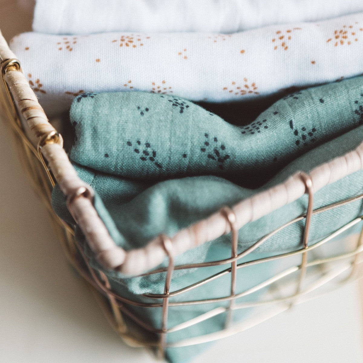 Maxi cotton muslin swaddle - Eucalyptus