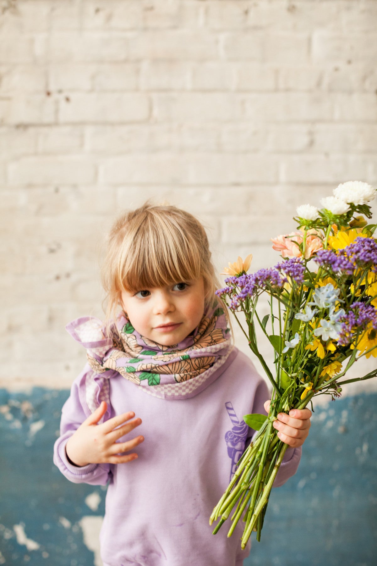 LATIKA Scarf - Flora Bold Lavender