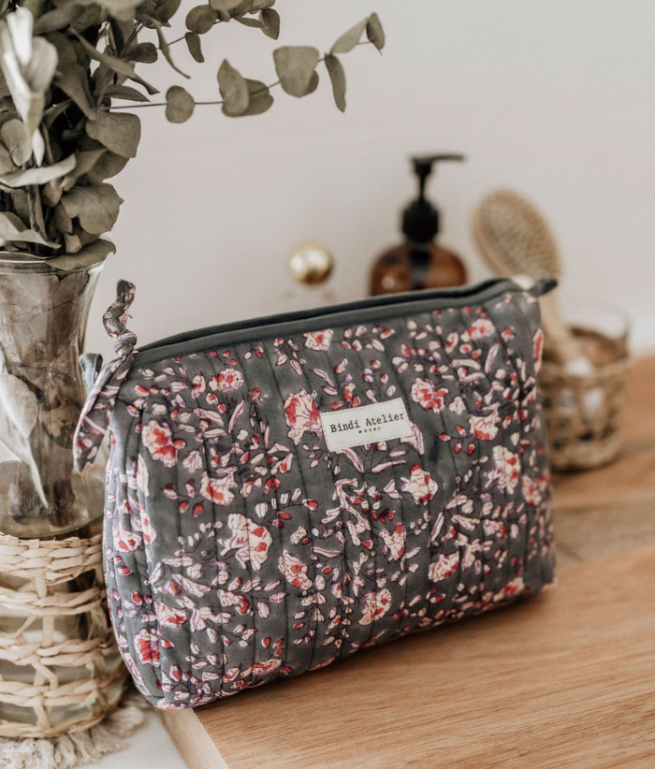 Toiletry/makeup bags - Sarika Brume